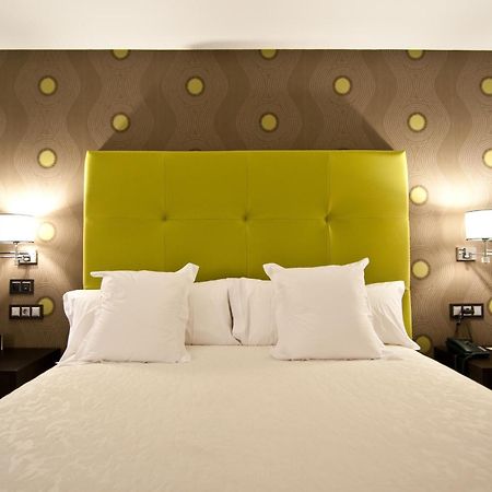 Hotel Infanta Leonor Écija Kültér fotó